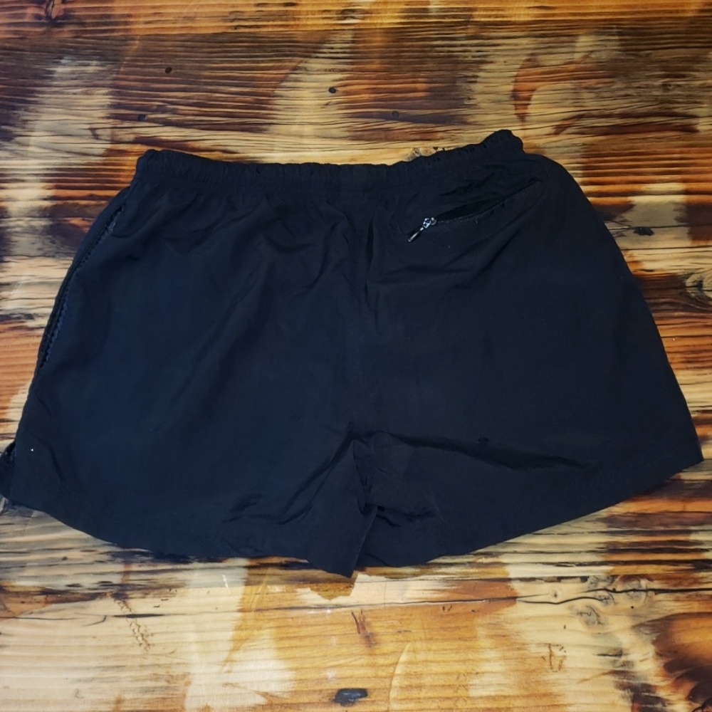 REI Shorts.  Women's Size 8. In GUC. - Picture 4 of 5